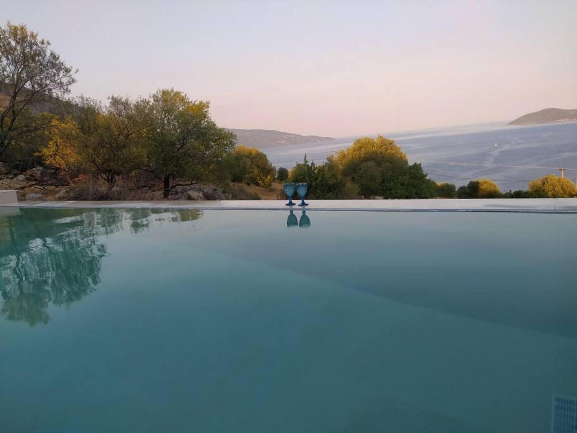 Augustela Villa Seaview Vacation Villa Айя-Евфимия Экстерьер фото