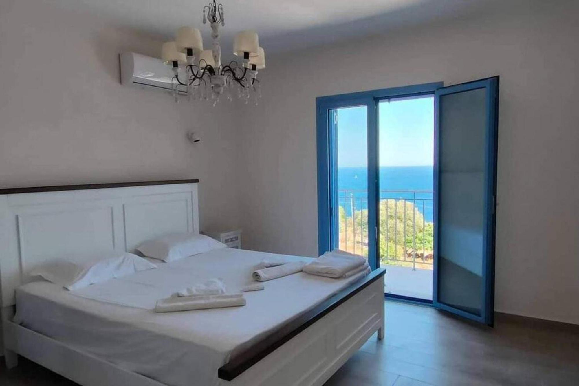 Augustela Villa Seaview Vacation Villa Айя-Евфимия Экстерьер фото